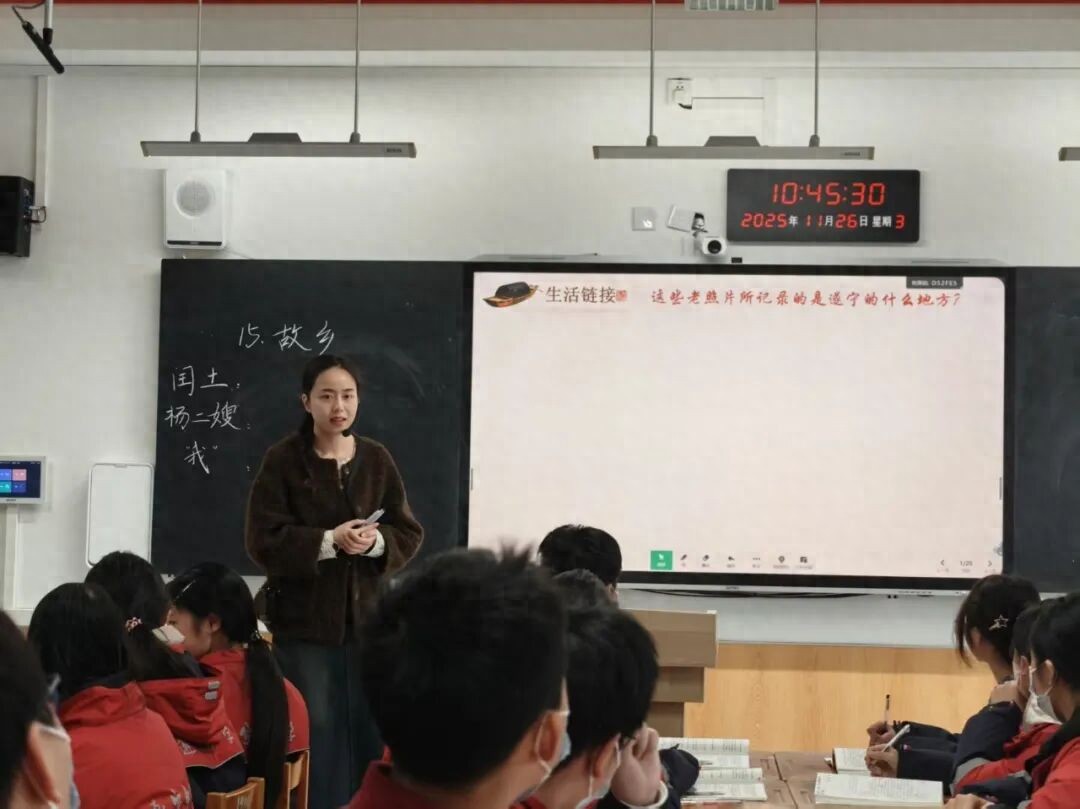 遂宁四中（二中滨江校区）育人故事:刘芷妍 微光伴成长 润物细无声