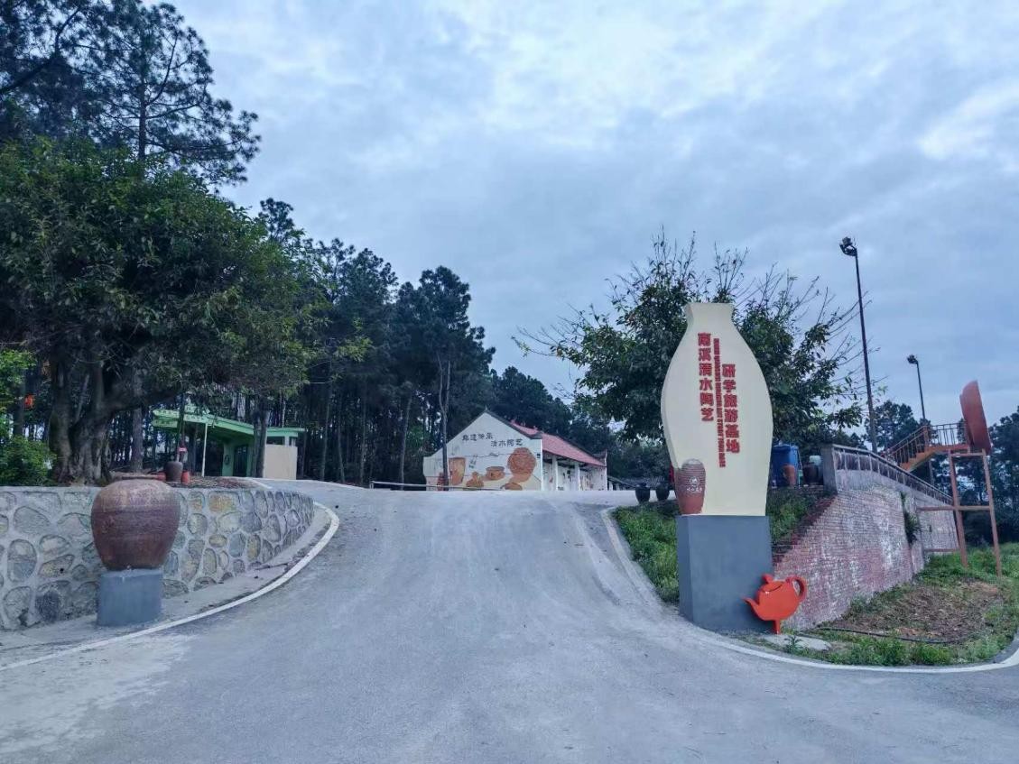 茶海徒步寻诗意 农旅体验醉乡愁——宜宾市南溪区黄沙镇观山茶海精品游览路线全新上线