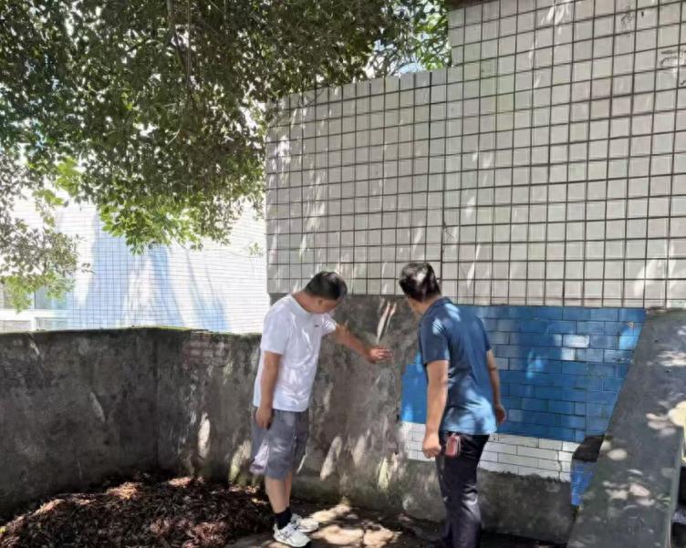 江安县留耕镇中心小学校开展2026年秋期开学安全隐患排查