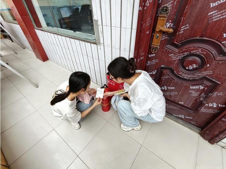凝心聚力启新程 筑牢根基迎开学——宜宾市南溪区长兴镇中心幼儿园2026年秋期开学筹备工作纪实