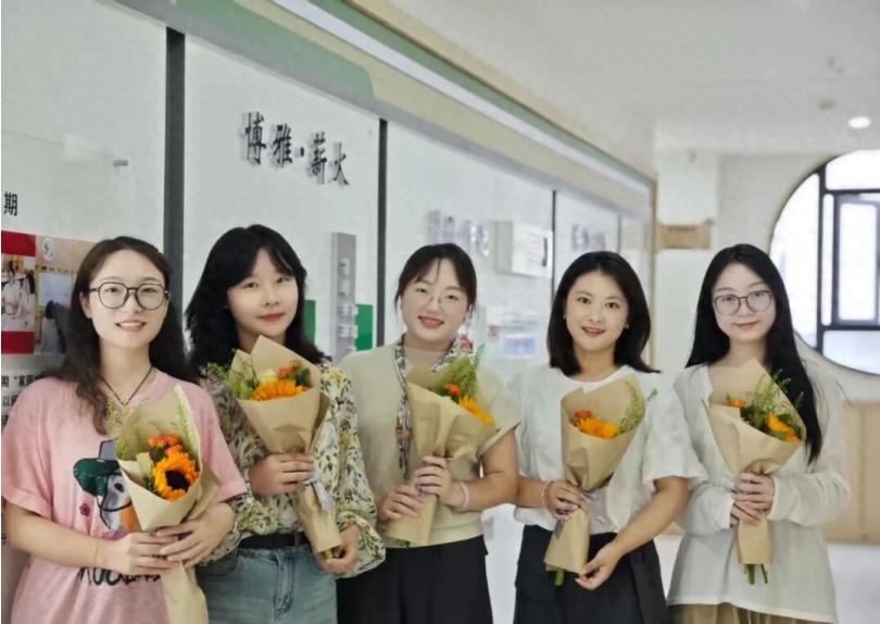弘扬教育家精神 共筑尊师重教风尚——宜宾三江新区博学街幼儿园开展教师节主题活动
