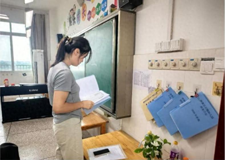 宜宾市南溪区南溪街道中心幼儿园开展村点园检查指导工作