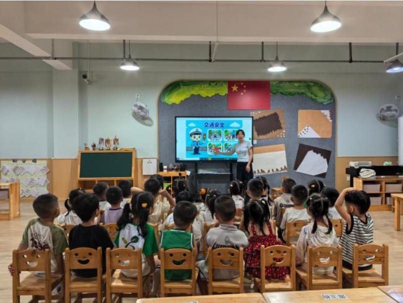安全启新程 护航伴成长——高县沙河镇幼儿园开展“开学安全第一课”活动