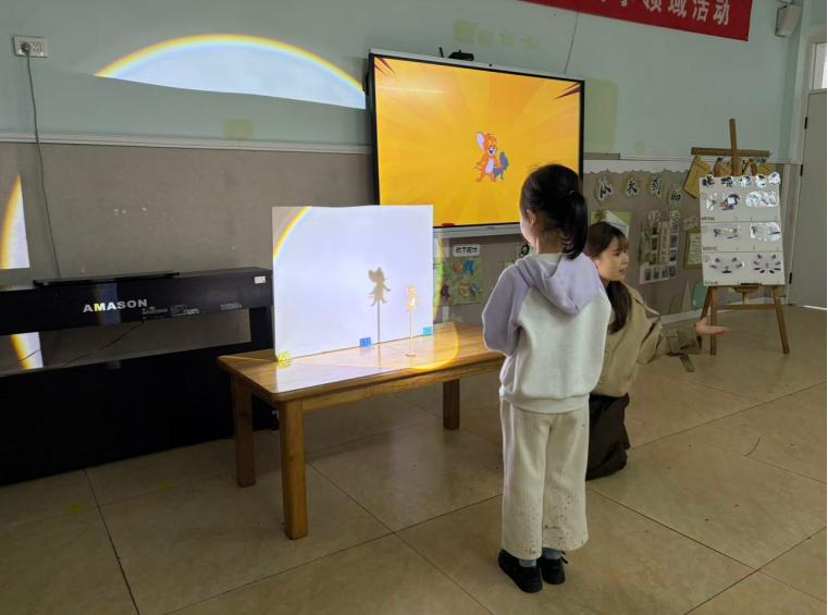 筠连县巡司镇第一幼儿园组团园开展教师“课堂教学大比武”活动