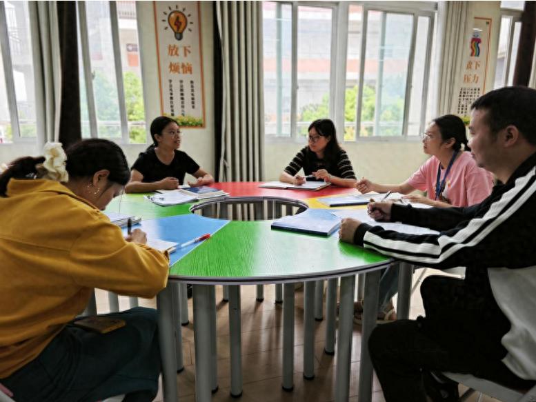 常态化教研深耕课堂 精研细教提质增效——宜宾市叙州区高新综合高中普高英语教研组扎实开展常态化教研工作