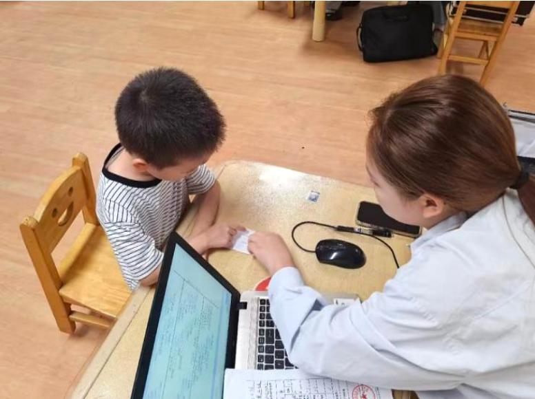体检护佑成长 涂氟守护笑容——宜宾市南溪区蜀粤幼儿园开展幼儿体检工作